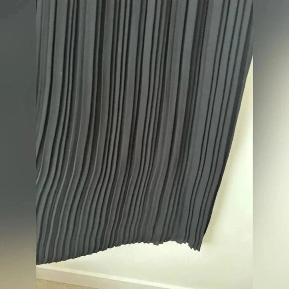 Vince pleated accent maxi skirt - Picture 5 of 8